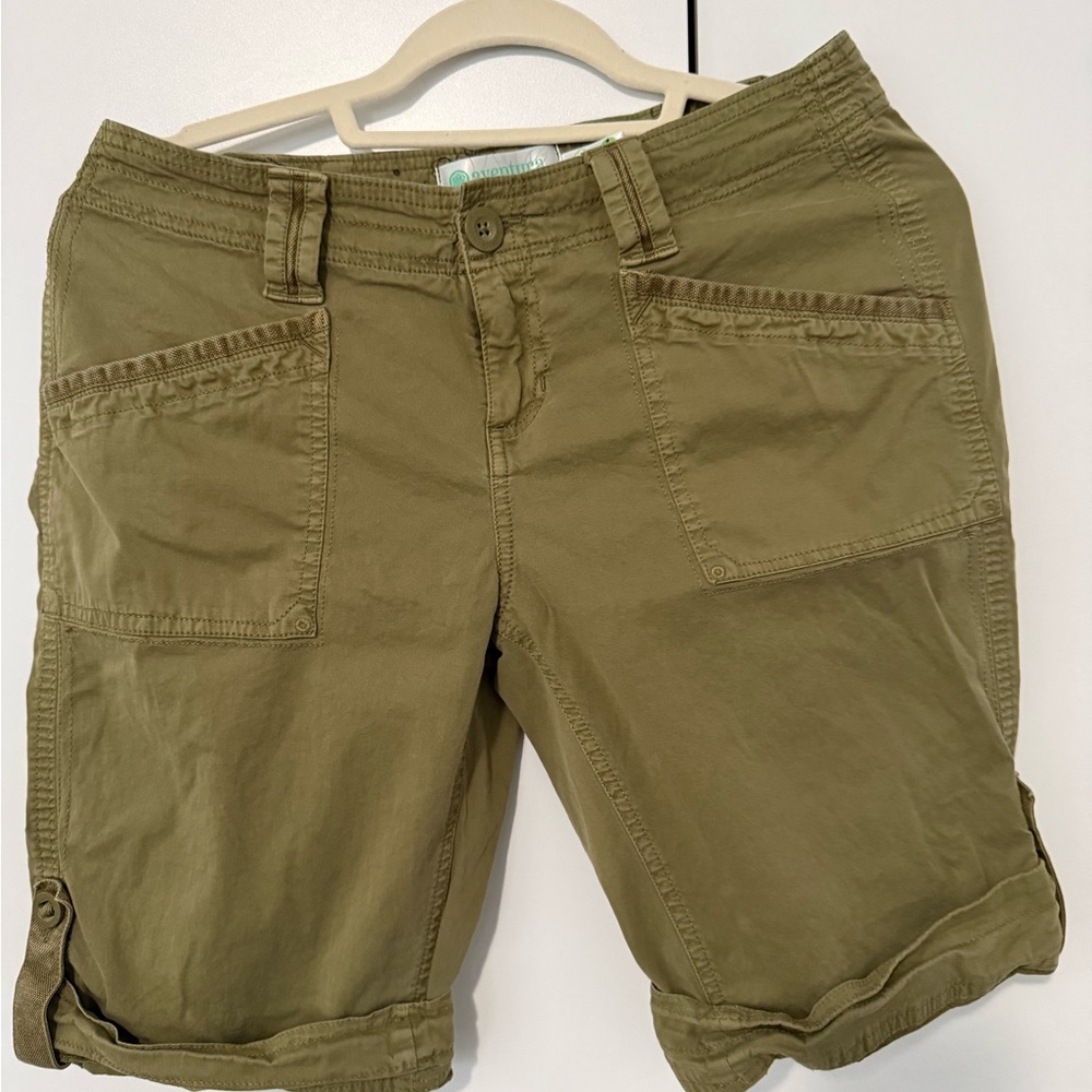 Aventura Women's Olive Cargo Shorts
